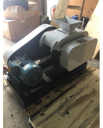 Máy nghiền trục phi 200x125 Nanchang 